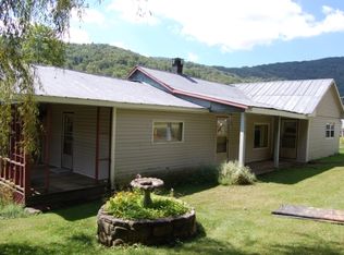 1633 Howards Creek Rd, Boone, NC 28607