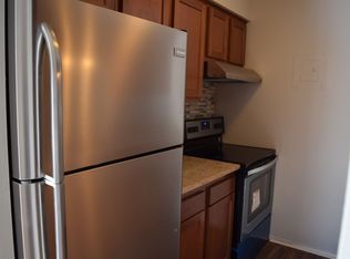 33247 Kingslane Ct APT 3, Farmington, MI 48336