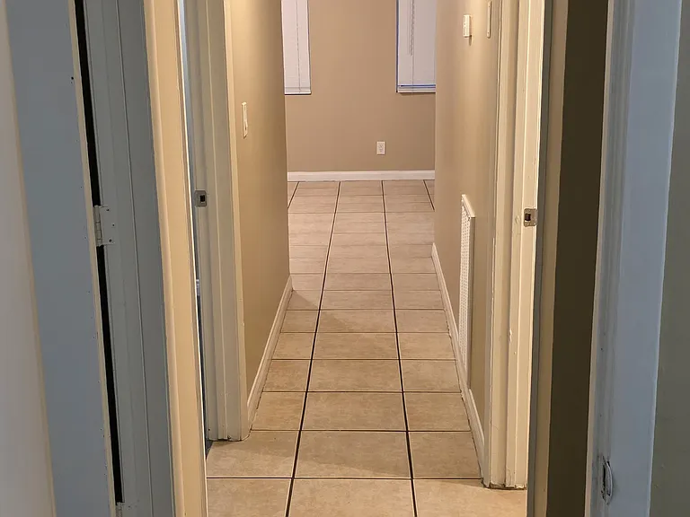 1420 Putnam Ave #8 — Photo 7