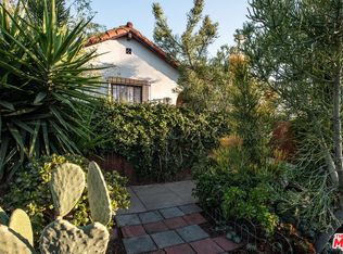 7252 Willoughby Ave, Los Angeles, CA 90046