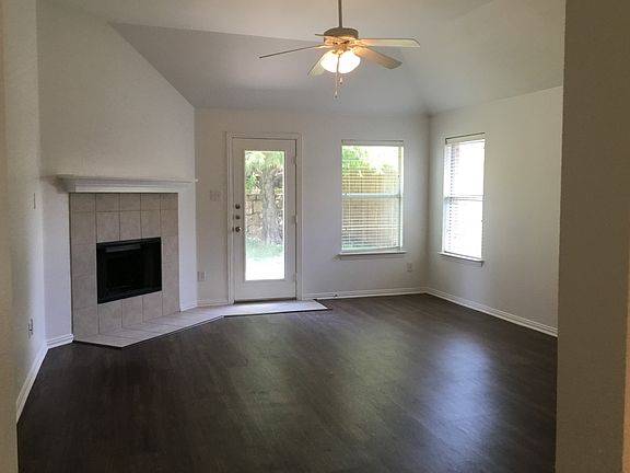 3rd image of 2029 Michelle Creek Dr