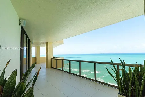 16275 Collins Ave #X-01 Photo 1