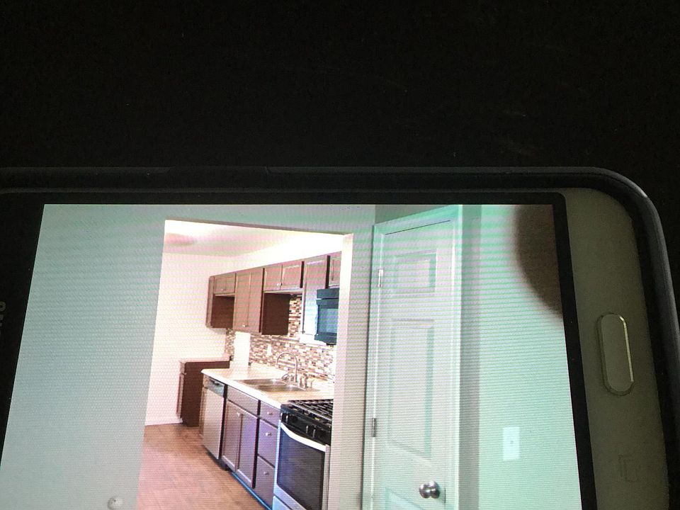 2nd image of 207 Briarwood Dr