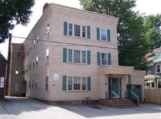 10-12 Wakefield St, Lewiston, ME 04240