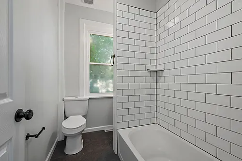 346 39th Street Photo 1