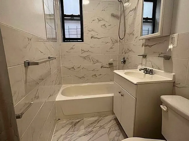 34-20 30th St #4M — Photo 9
