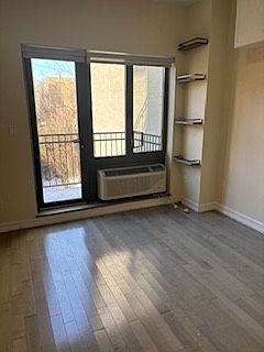 1st image of 821 9th Ave APT 4C