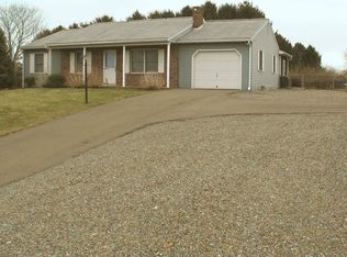 19 Hartwood Ln, Quarryville, PA 17566