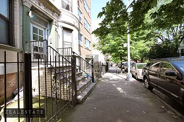 Rented by ZealEstate Group Inc