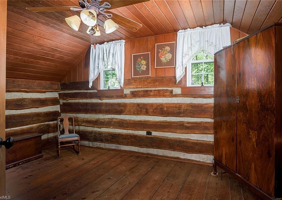 22nd image of 7198 Spring Hill Rd