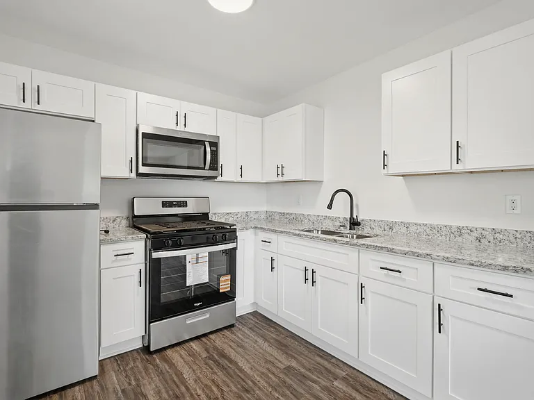 377 Tuttle Ave #A — Photo 25