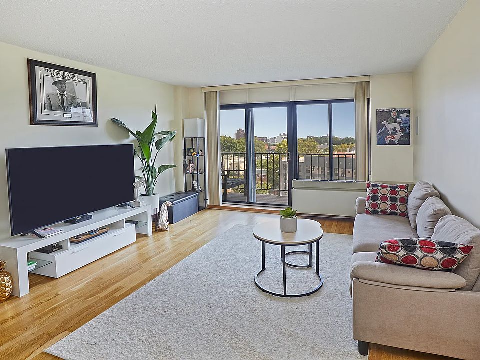 1st image of 2540 Shore Blvd APT 9I