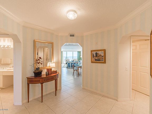 3rd image of 925 A1a Hwy APT 404