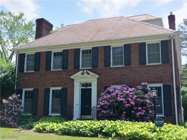 3224 Warrington Rd, Shaker Heights, OH 44120
