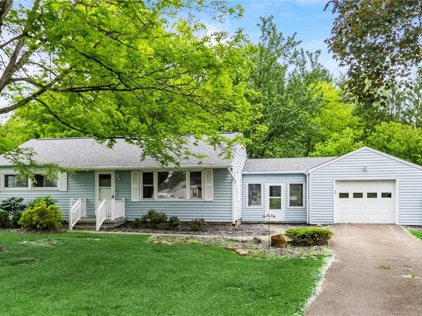 3669 Kay Dr, Zanesville, OH 43701