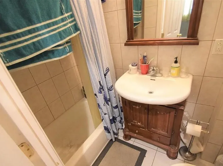 75 Thatcher St #2O2 — Photo 9