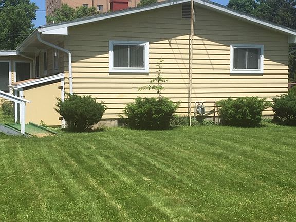 2nd image of 372 Oakland St