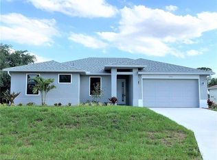 8378 Wren Rd, Fort Myers, FL 33967