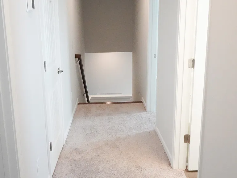 142 Brookline Dr — Photo 35