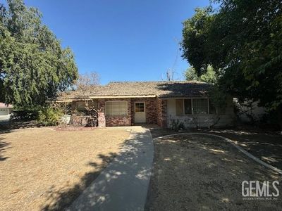 2454 Beech St, Bakersfield, CA, 93301