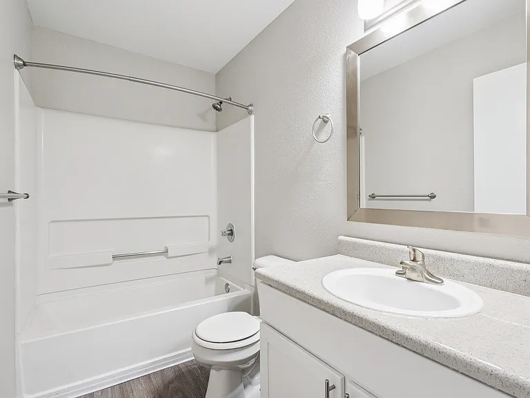 Maple Grove Villas — Photo 15