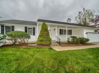 45 Trinity Dr, West Springfield, MA 01089