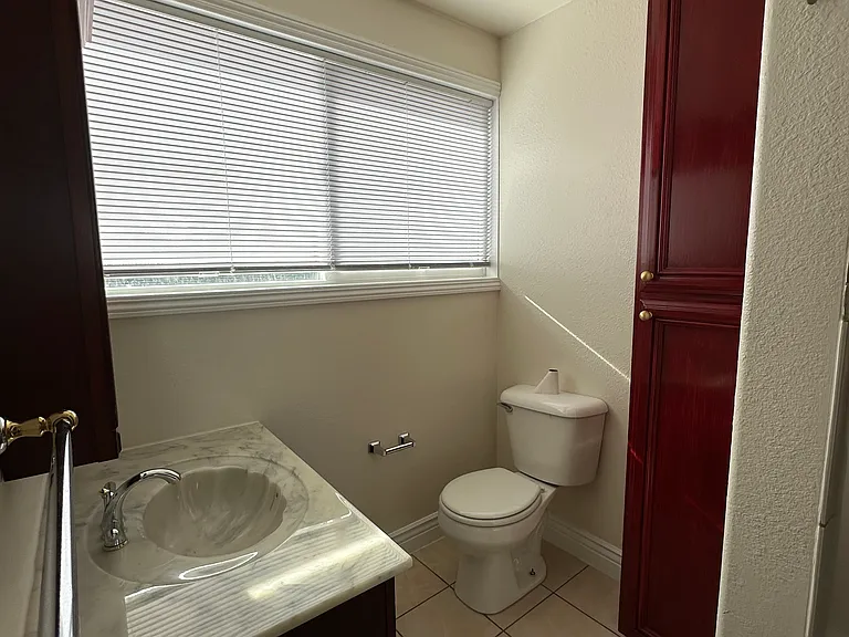 3885 Lorena Ave — Photo 5