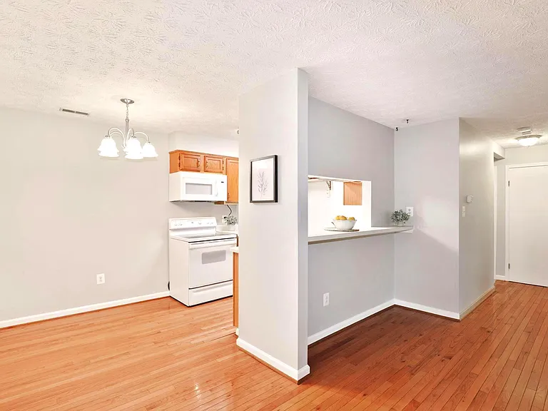 11430 Little Patuxent Pkwy #803 — Photo 4