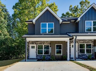 3000 NW Henderson Ave, Cleveland, TN 37312