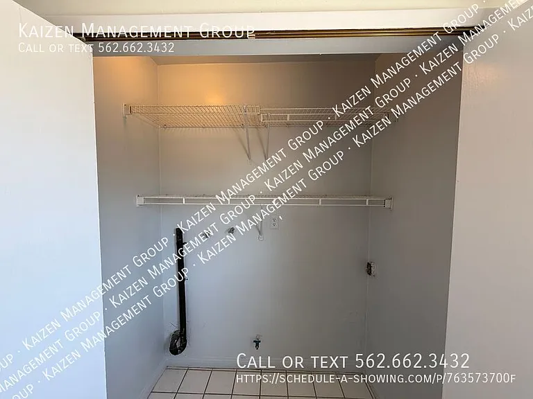 4029 W 142nd St #F — Photo 8