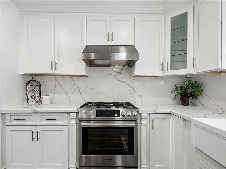 10602 Riverview Dr — Photo 15