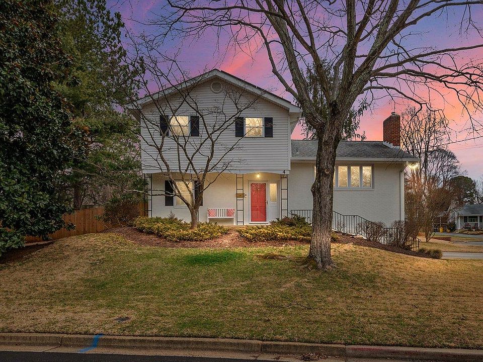 1st image of 4 Bristol Dr