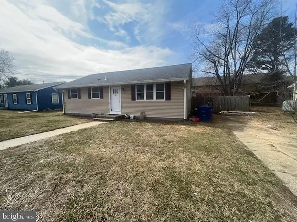 10 Francis St, Wrightstown, NJ 08562