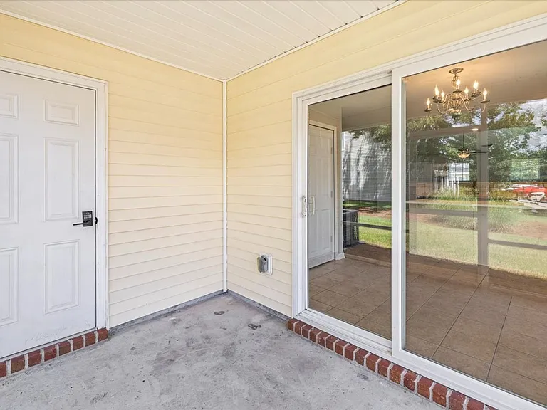 205 Sonata Cir — Photo 22