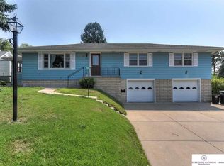 4663 P St, Omaha, NE 68117