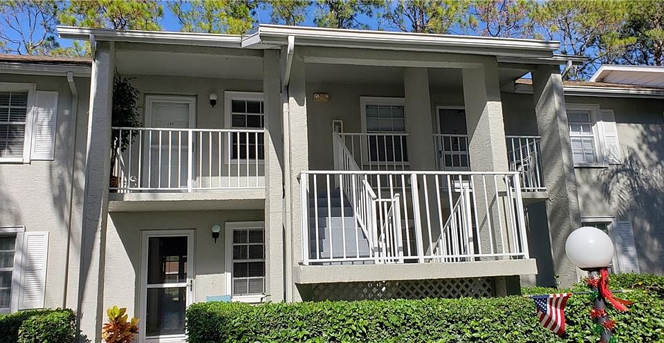 1st image of 1390 Oakhill Dr #203