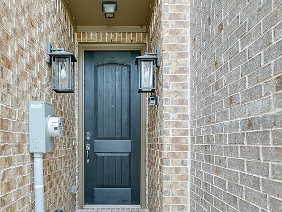 2nd image of 4560 Titus Cir