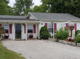 1220 Holcomb Rd, Jefferson, OH 44047