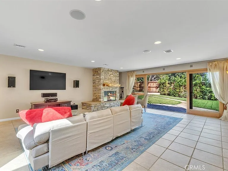 9824 Baden Ave — Photo 14