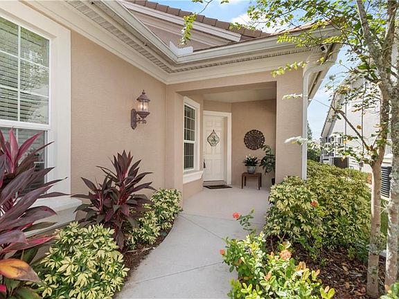 3rd image of 1724 Laurel Glen Pl