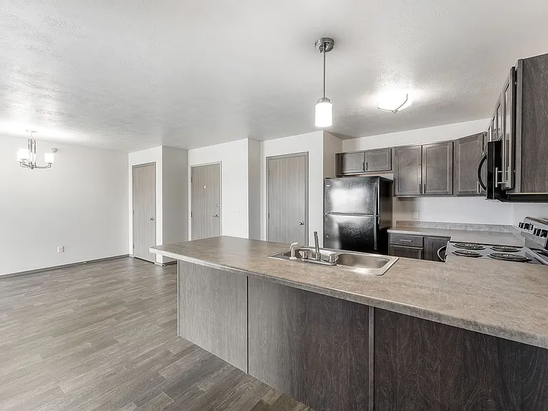 Whisper Ridge Commons — Photo 108