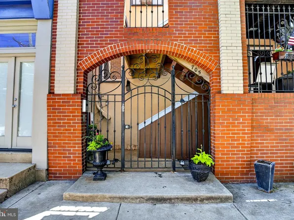 705 S 20th St APT D, Philadelphia, PA 19146
