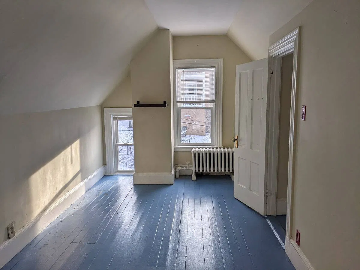 31 Rexhame St — Photo 2