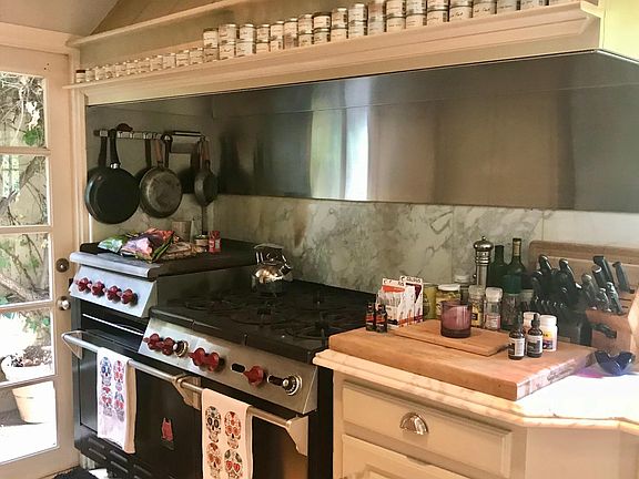 3rd image of 626 N Highland Ave