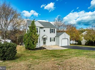 37 Lamberts Ln, Coatesville, PA 19320