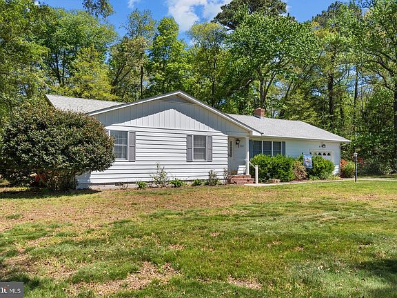 3rd image of 33023 Vines Creek Rd
