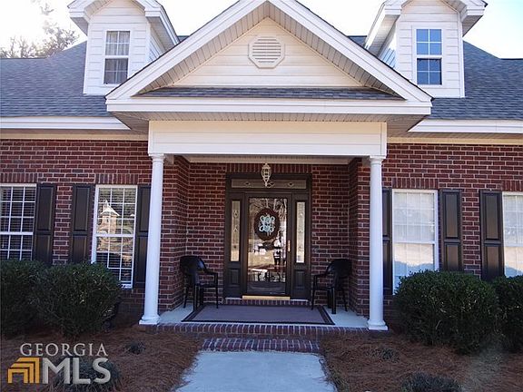2nd image of 1826 Laurel Oak Dr