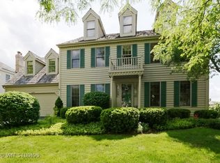 655 Lexington Sq W, Gurnee, IL 60031