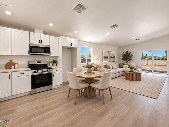 5th image of 9618 N 10TH Avenue