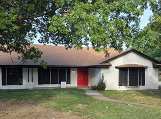 6400 Buena Vista Dr, Greenville, TX 75402